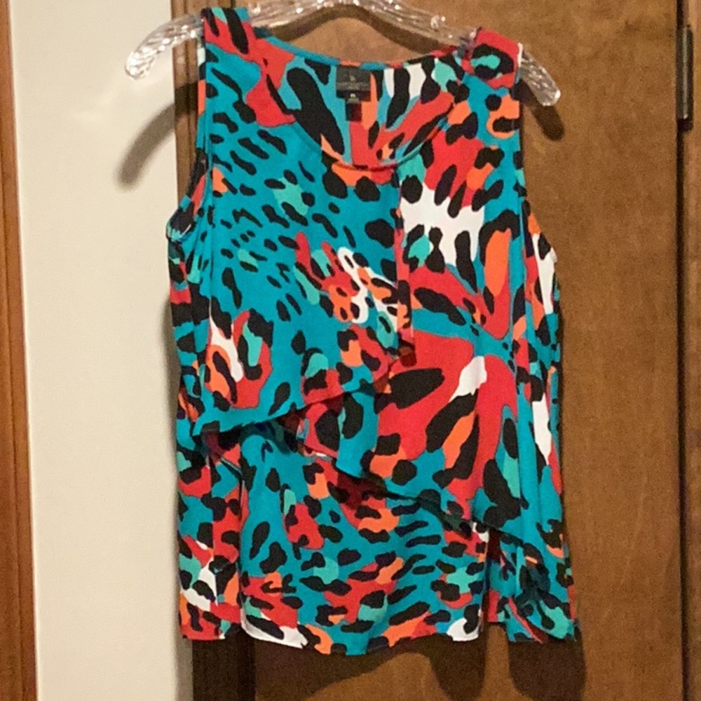 Worthington layered top. Super comfy and layered. Both dress up or down sz PL